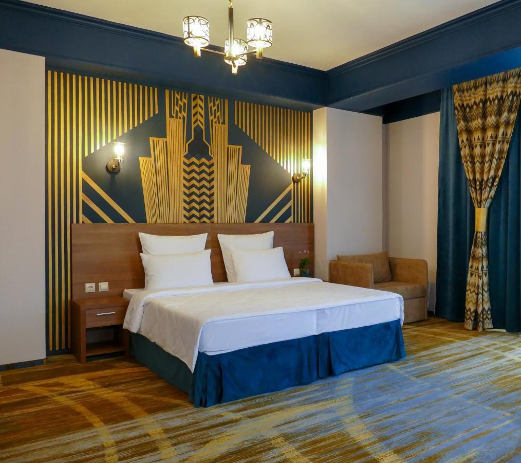 Garuda Boutique Hotel Sukhumi Exterior photo