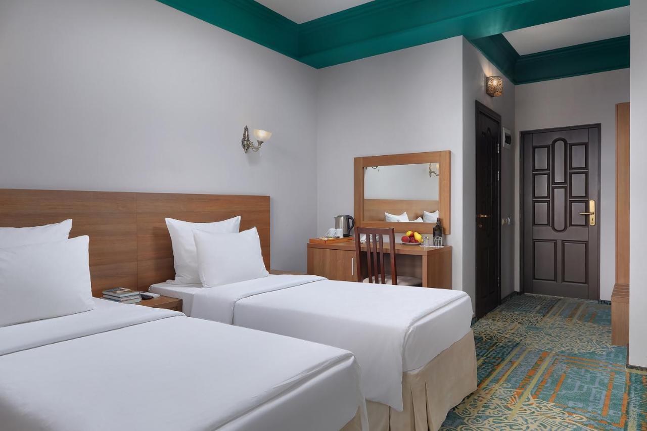 Garuda Boutique Hotel Sukhumi Exterior photo