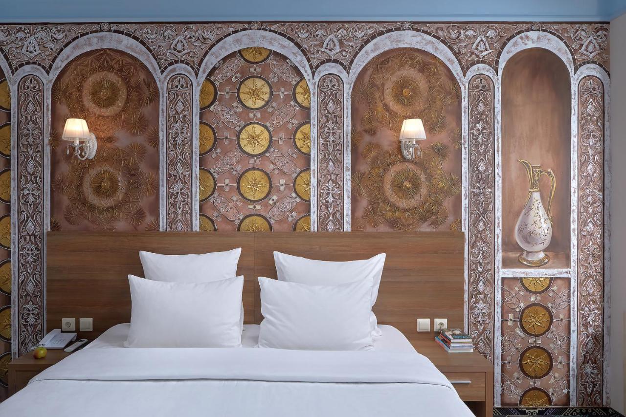 Garuda Boutique Hotel Sukhumi Exterior photo